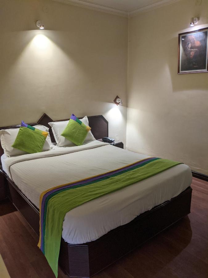 Royal Inn Mysore Buitenkant foto